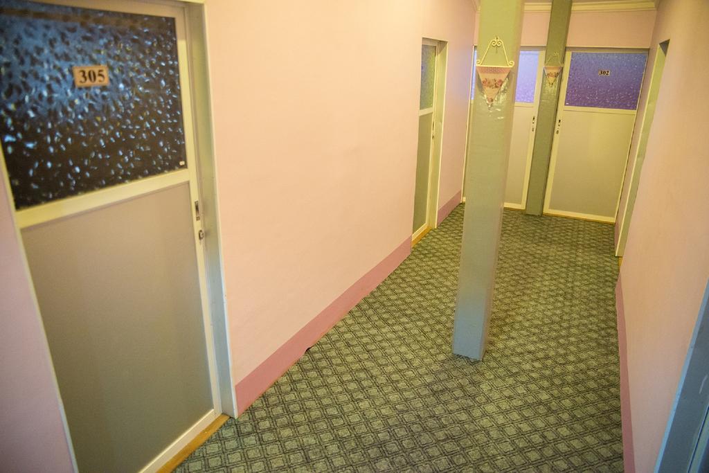 The Sat Yangon Hostel Eksteriør bilde