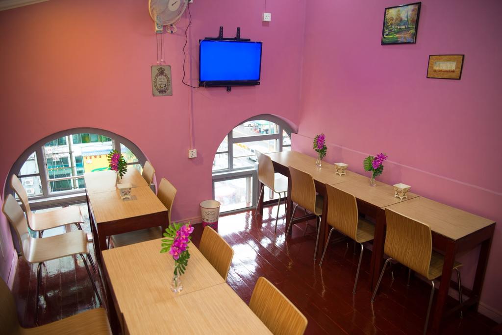 The Sat Yangon Hostel Eksteriør bilde
