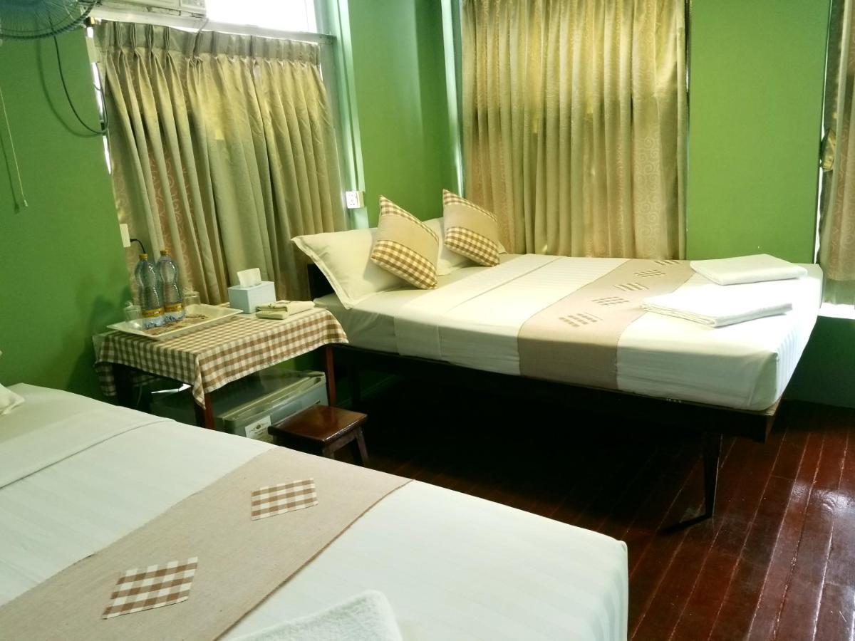 The Sat Yangon Hostel Eksteriør bilde