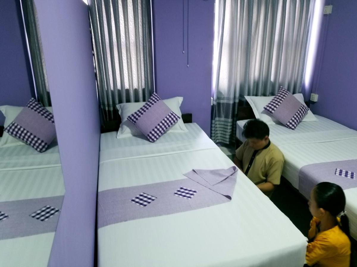 The Sat Yangon Hostel Eksteriør bilde