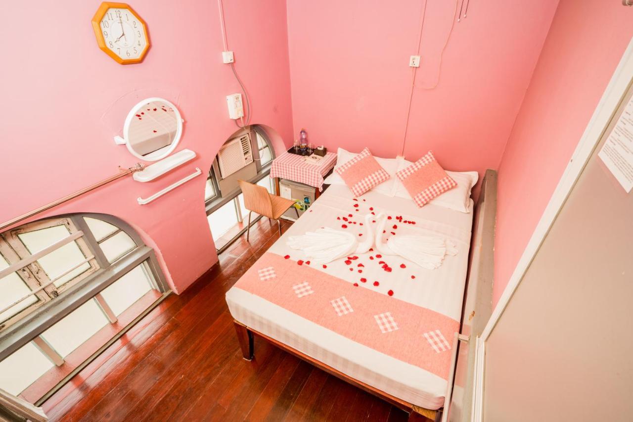 The Sat Yangon Hostel Eksteriør bilde