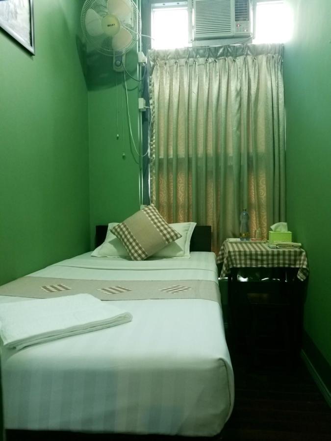 The Sat Yangon Hostel Eksteriør bilde