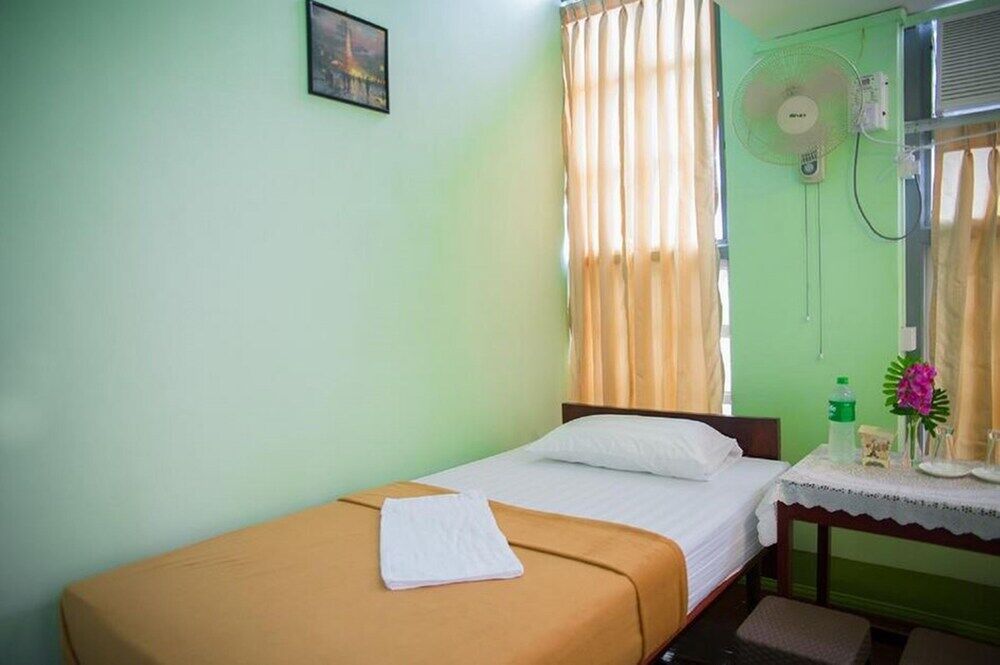 The Sat Yangon Hostel Eksteriør bilde